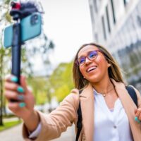 turist ennast pildistamas